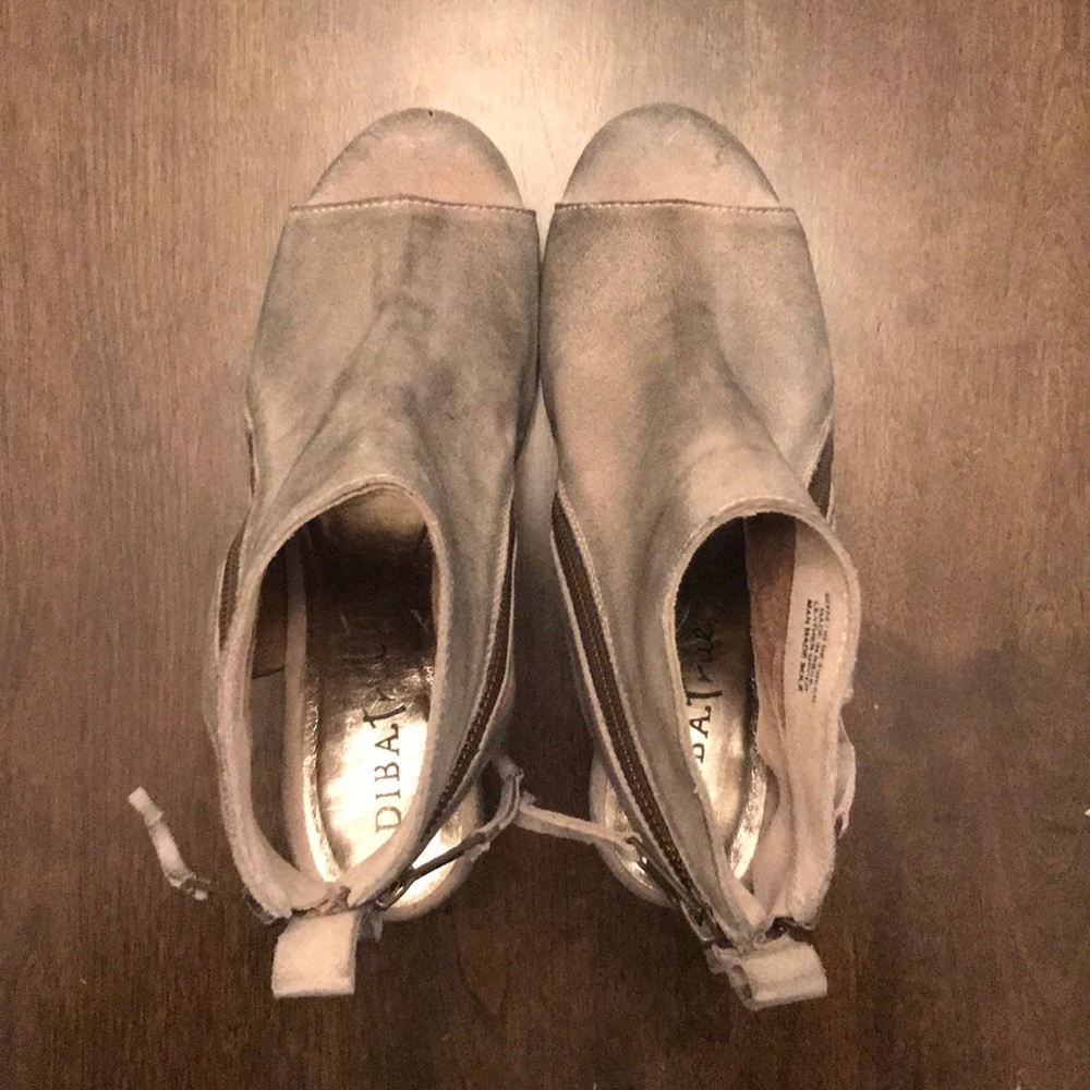 Diba True wedge style peep toe shoe